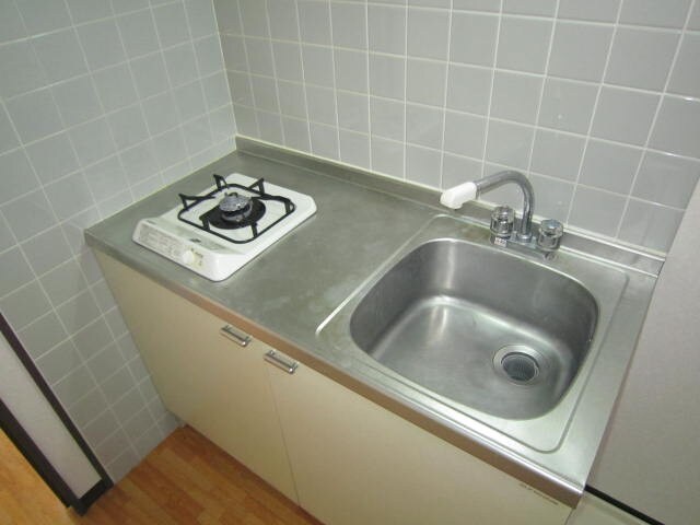 アパ－トメント　カヤの物件内観写真