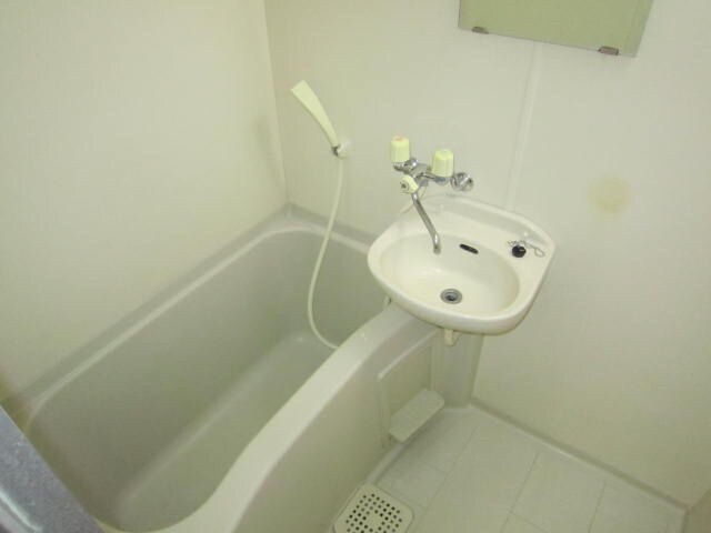 アパ－トメント　カヤの物件内観写真