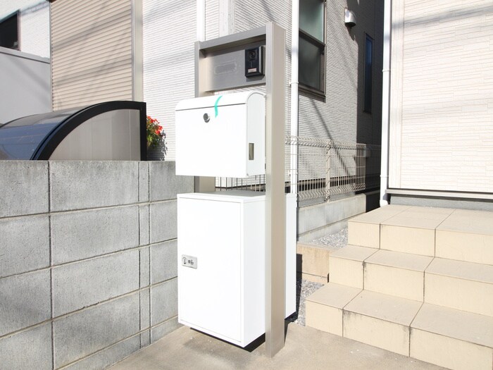 マイホームネクスト鷹野2号棟の物件外観写真