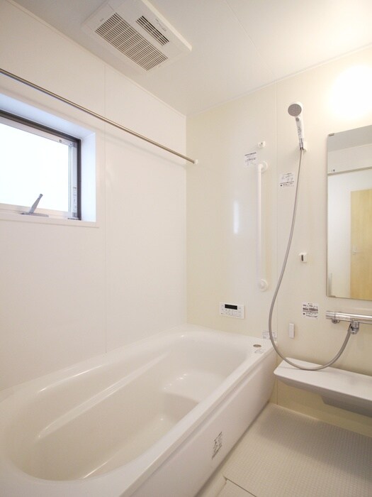 マイホームネクスト鷹野2号棟の物件内観写真