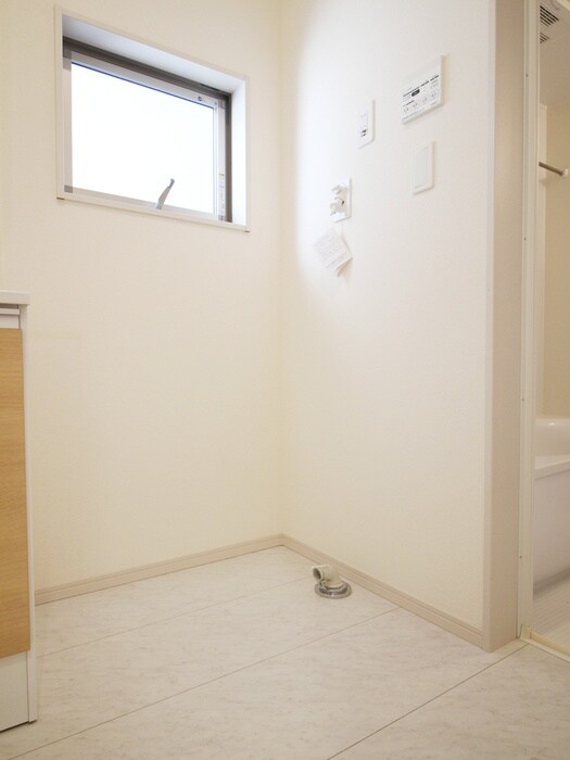 マイホームネクスト鷹野2号棟の物件内観写真