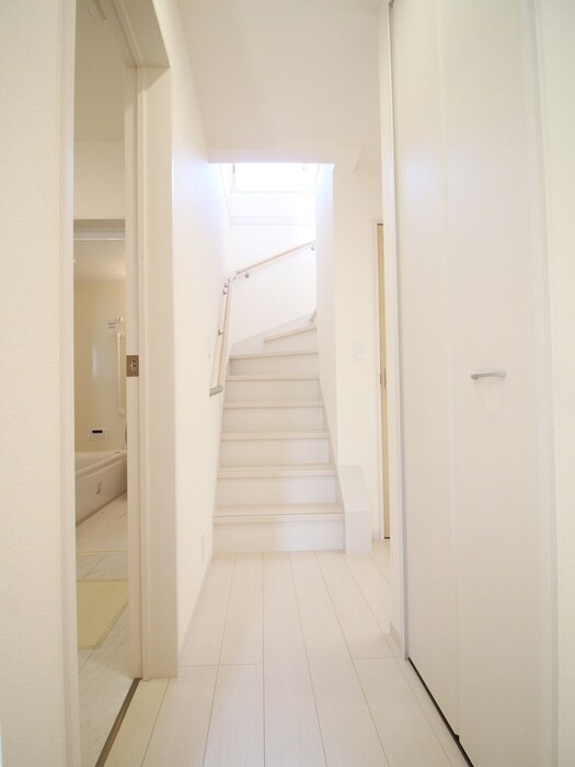 マイホームネクスト鷹野2号棟の物件内観写真