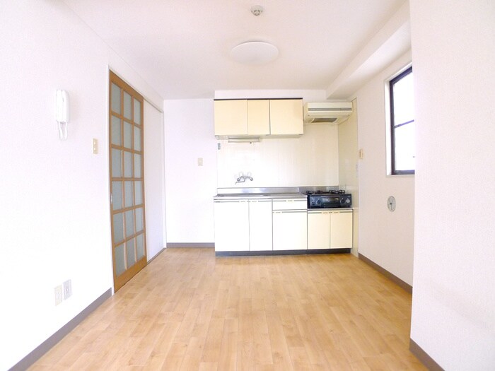 ラフィーヌ池田五番館の物件内観写真