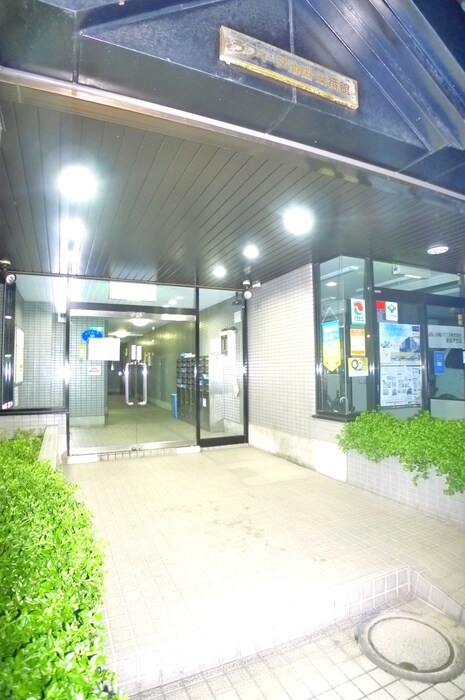 ラフィーヌ池田五番館の物件外観写真