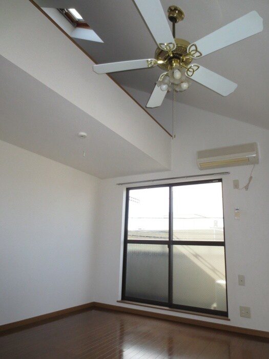 コニファーガーデン北烏山の物件内観写真