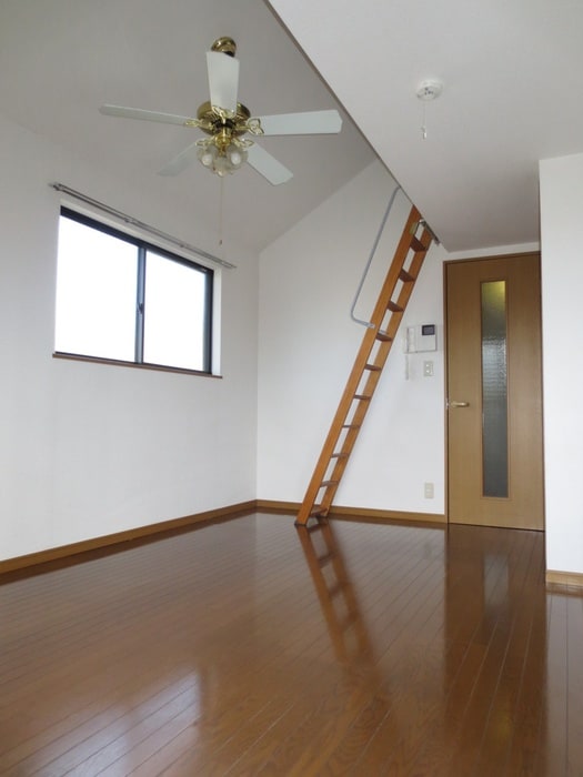 コニファーガーデン北烏山の物件内観写真