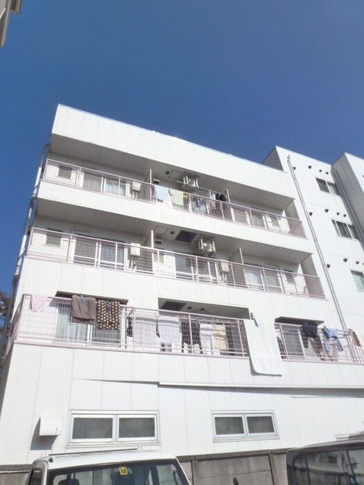 ヒルマステップスの物件外観写真