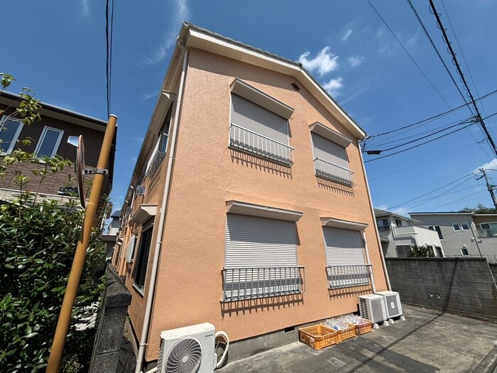 フォレスト牛浜の物件外観写真