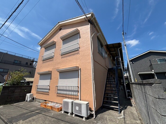 フォレスト牛浜の物件外観写真