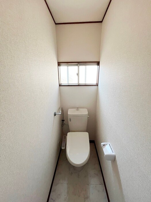 フォレスト牛浜の物件内観写真