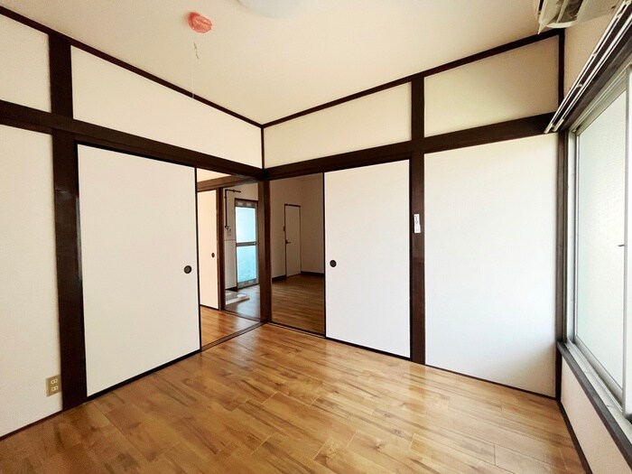 フォレスト牛浜の物件内観写真