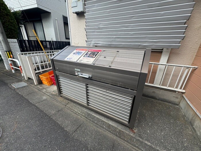 ｾﾌｨｰﾙ山代の物件外観写真