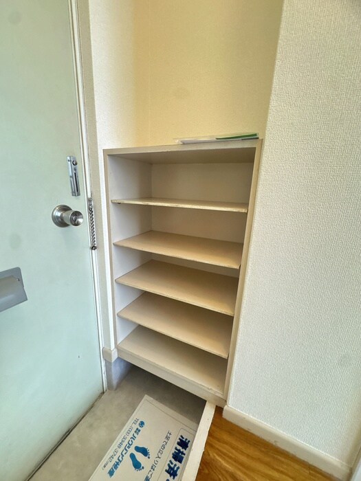 ｾﾌｨｰﾙ山代の物件内観写真