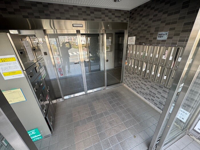 パルクサイドの物件外観写真