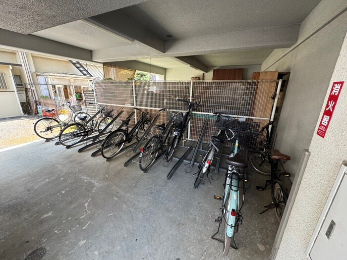 パルクサイドの物件外観写真