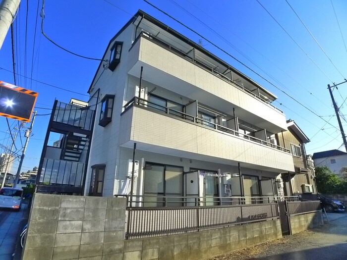 マ・メゾン・シカテの物件外観写真