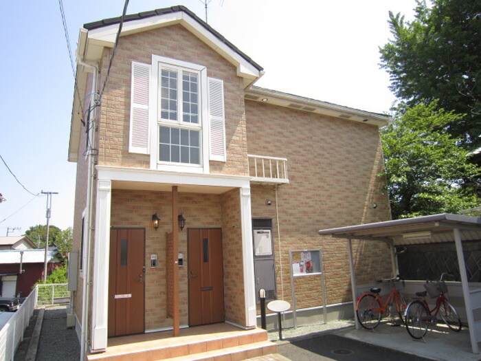 メイプルハウスの物件外観写真