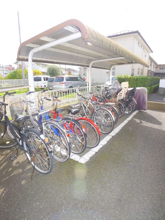 グランハイム新井Ｂの物件外観写真