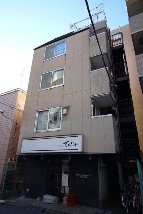 角田ビルの物件外観写真