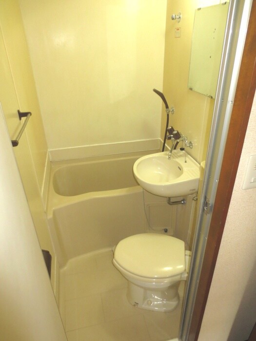 グローリア成城の物件内観写真