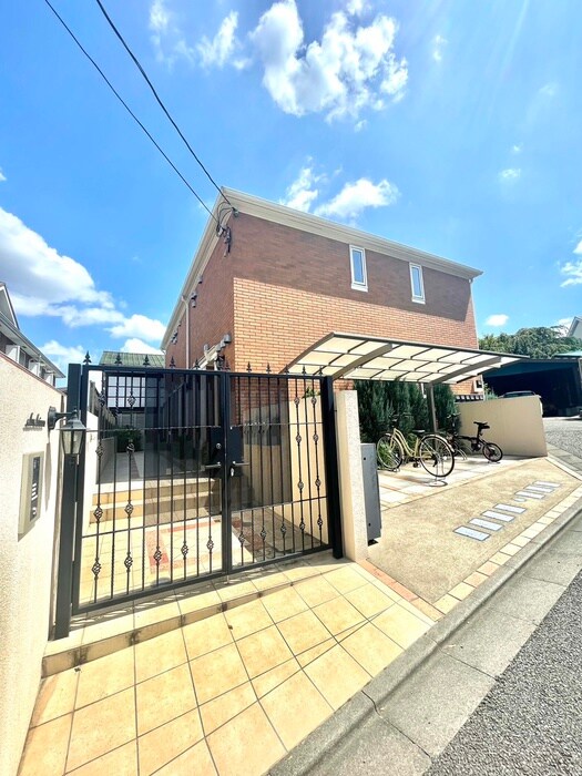 マスマニャーナの物件外観写真