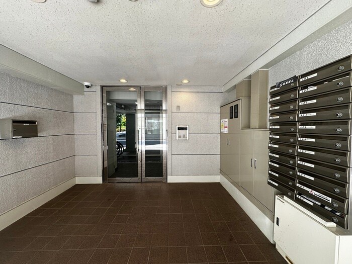 クリーンガーデン御茶ノ水の物件外観写真