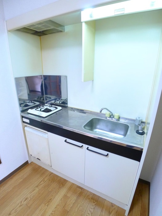 ロイヤルハイツ金子の物件内観写真