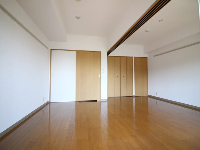 ザ　イースト　スクエアの物件内観写真