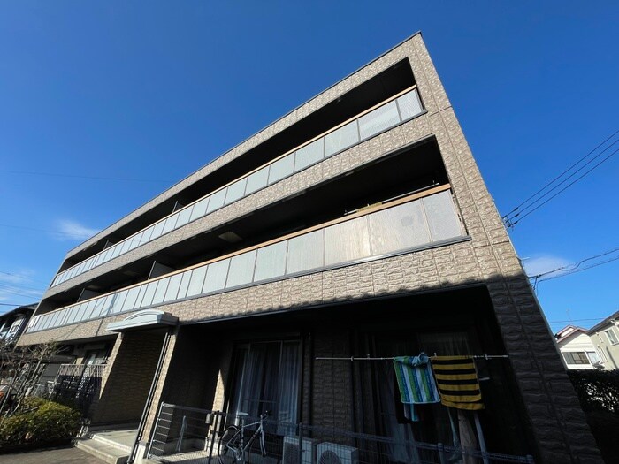 フィールドコートＡの物件外観写真