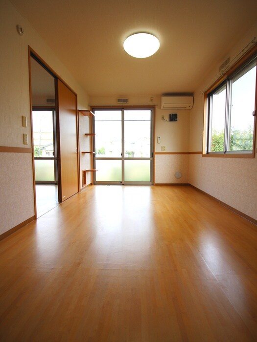 コンフォート的場の物件内観写真