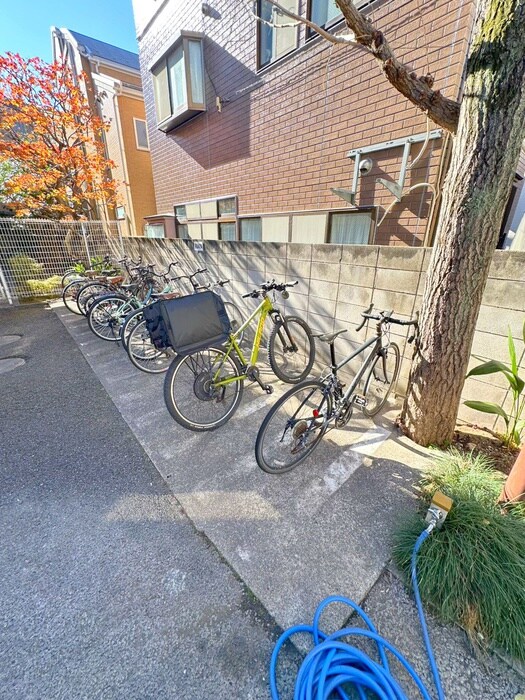 目白コンコルド（２F）の物件外観写真