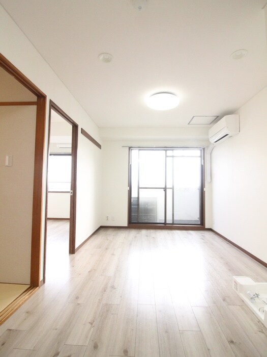 ウェルシィ自由が丘の物件内観写真