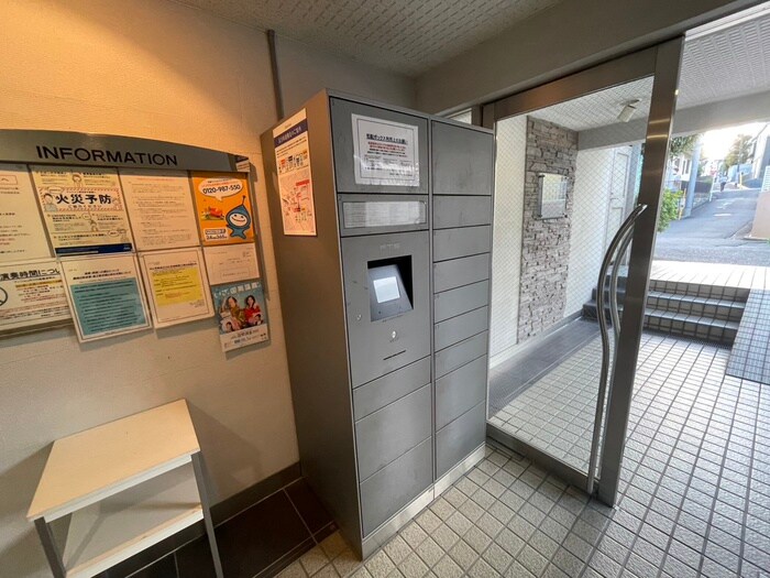 メゾンエクレ－レ江古田の物件外観写真