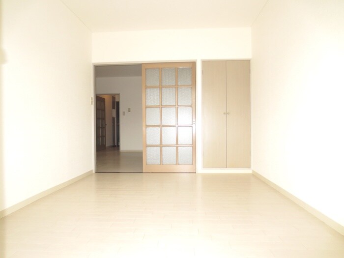 リバーパークマンションの物件内観写真