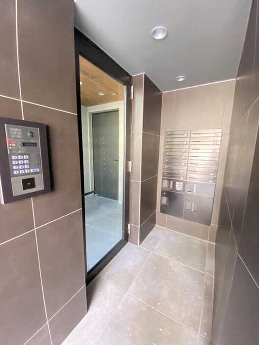 crostone大山（402）の物件外観写真