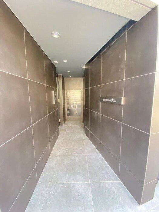 crostone大山（402）の物件外観写真