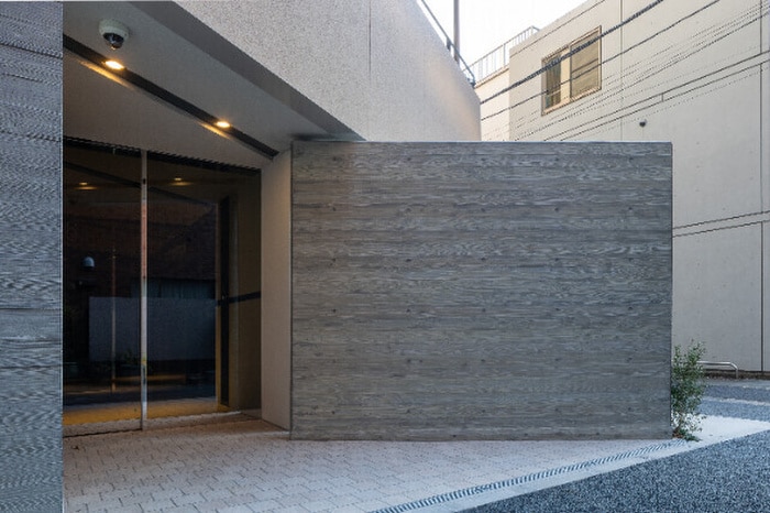 ウテナ西麻布の物件外観写真