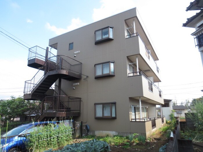 三陽マンションの物件外観写真