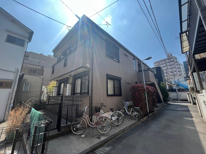 クリザンテムの物件外観写真