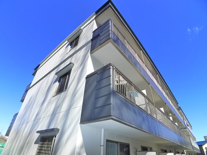 エステート習志野2号棟の物件外観写真