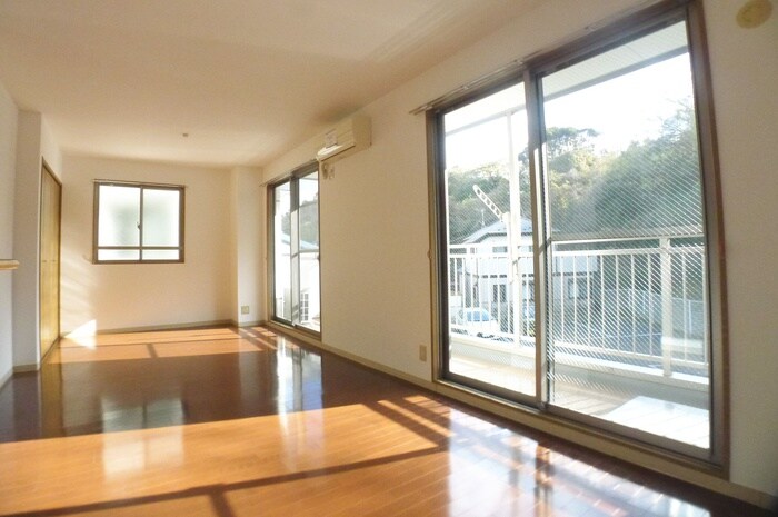 エステート習志野2号棟の物件内観写真