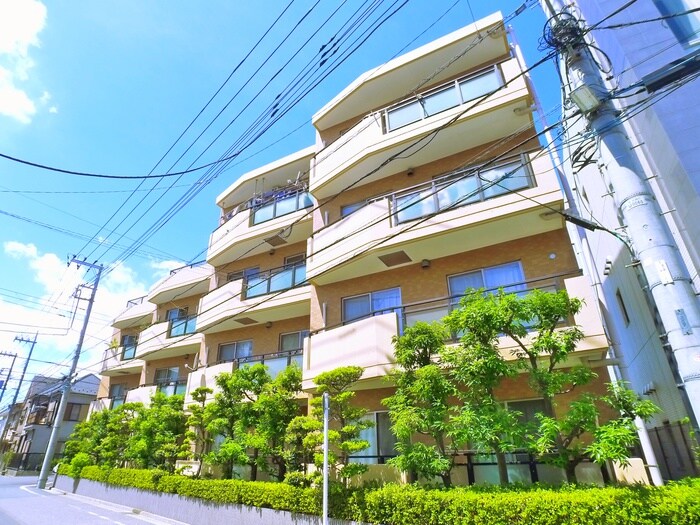 メゾンドボヌ－ル梅島の物件外観写真