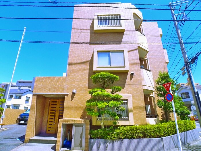 メゾンドボヌ－ル梅島の物件外観写真