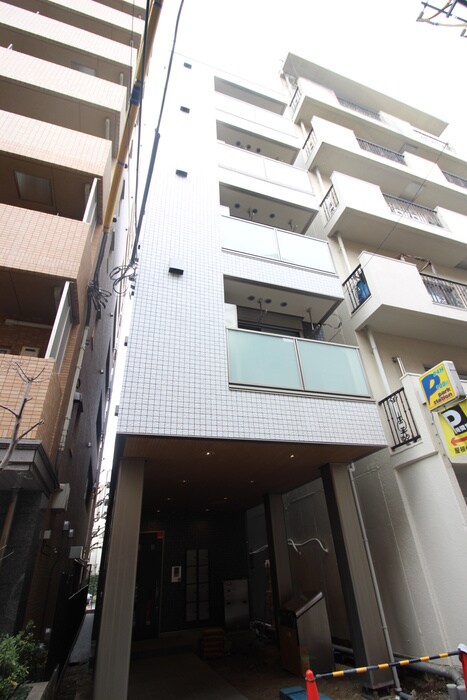 ノエル本郷の物件外観写真