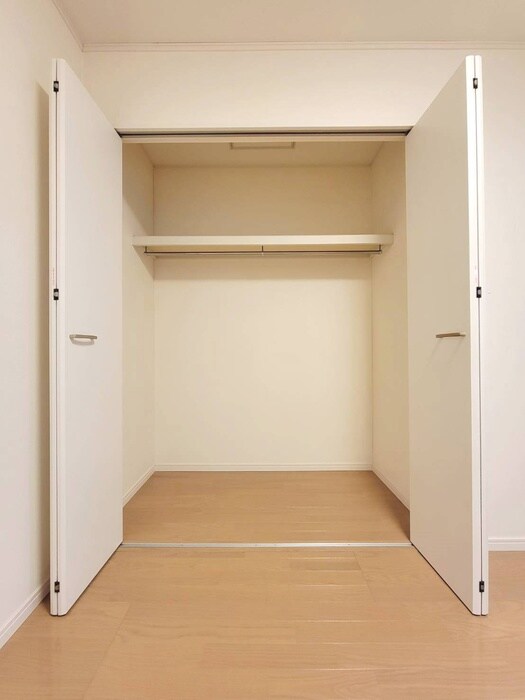 ハンプトンコートの物件内観写真