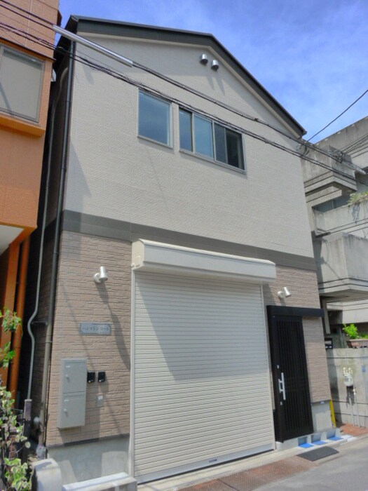 ハンプトンコートの物件外観写真