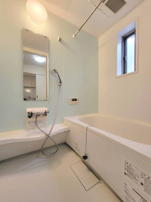 ハンプトンコートの物件内観写真