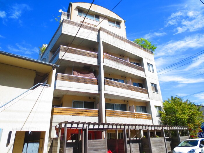 アルトジャルダンⅡの物件外観写真