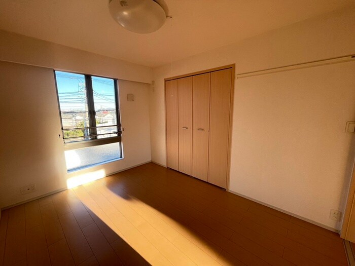 ランドロ－ドＵ　Ｅ棟の物件内観写真