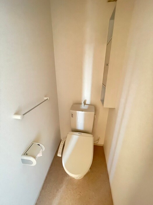 ランドロ－ドＵ　Ｅ棟の物件内観写真